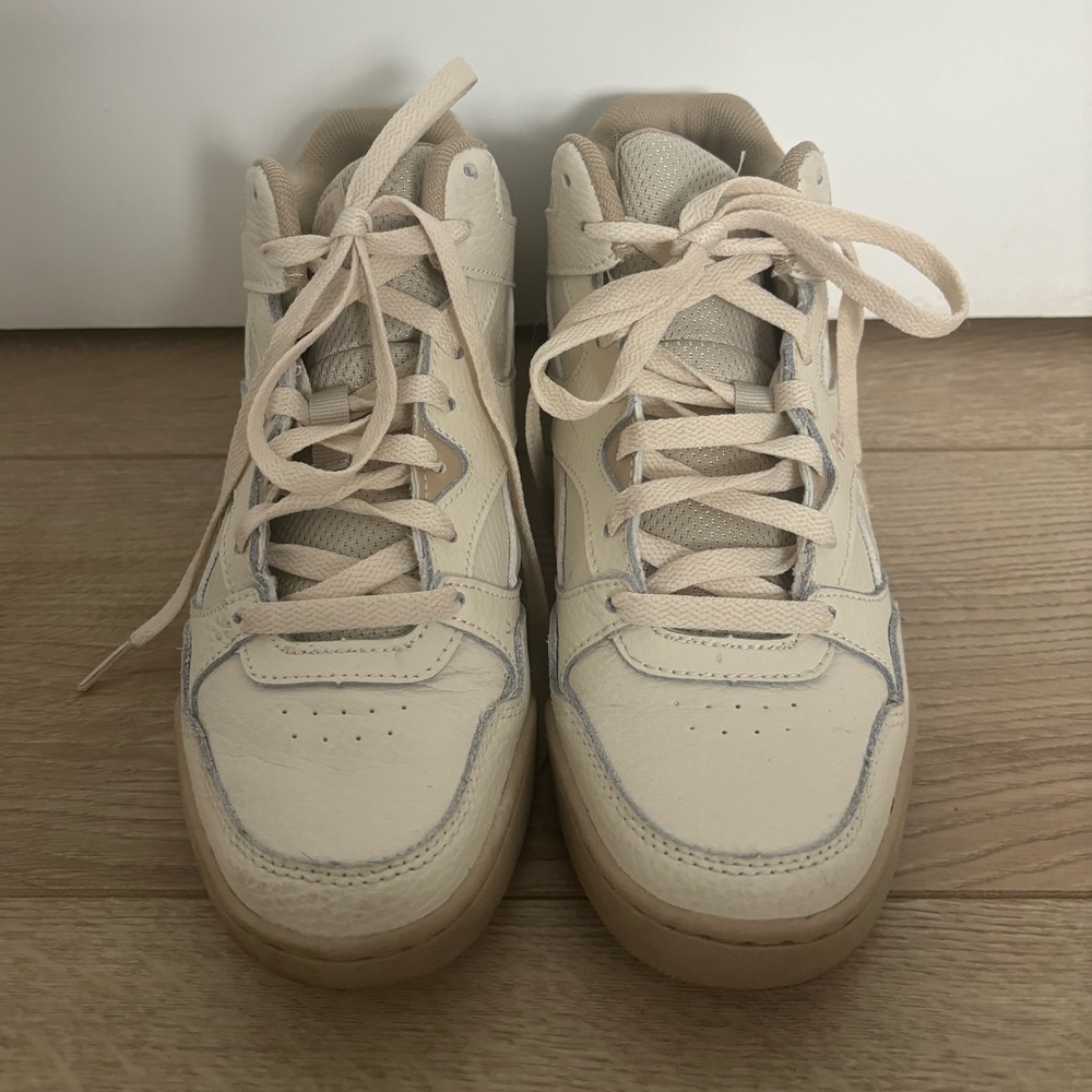 Women’s Reebok High-top Sneakers